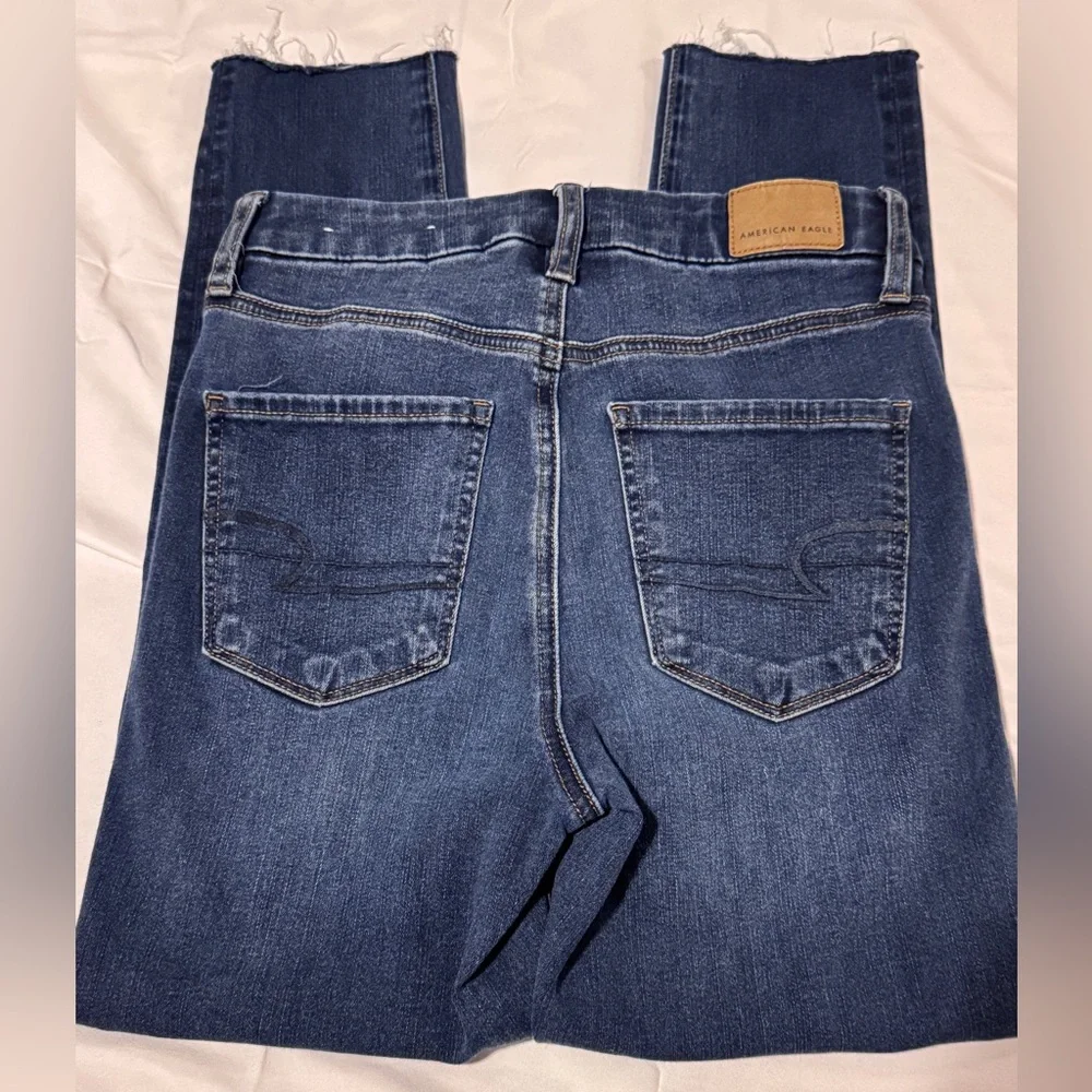 American Eagle Raw Hem Curvy Super Hi-Rise Jegging Next Level Stretch Size 2 EUC